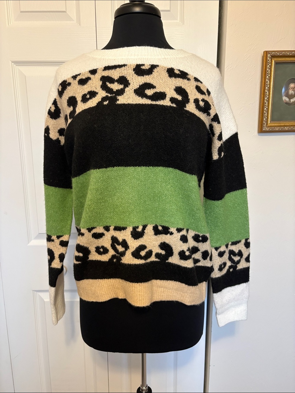 NWT Miracle Striped & Leopard Crewneck Sweater in Green, Black & Cream.Size XS/S
